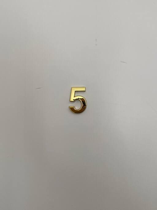 50 Qm Zentral In Domnaehe * Köln