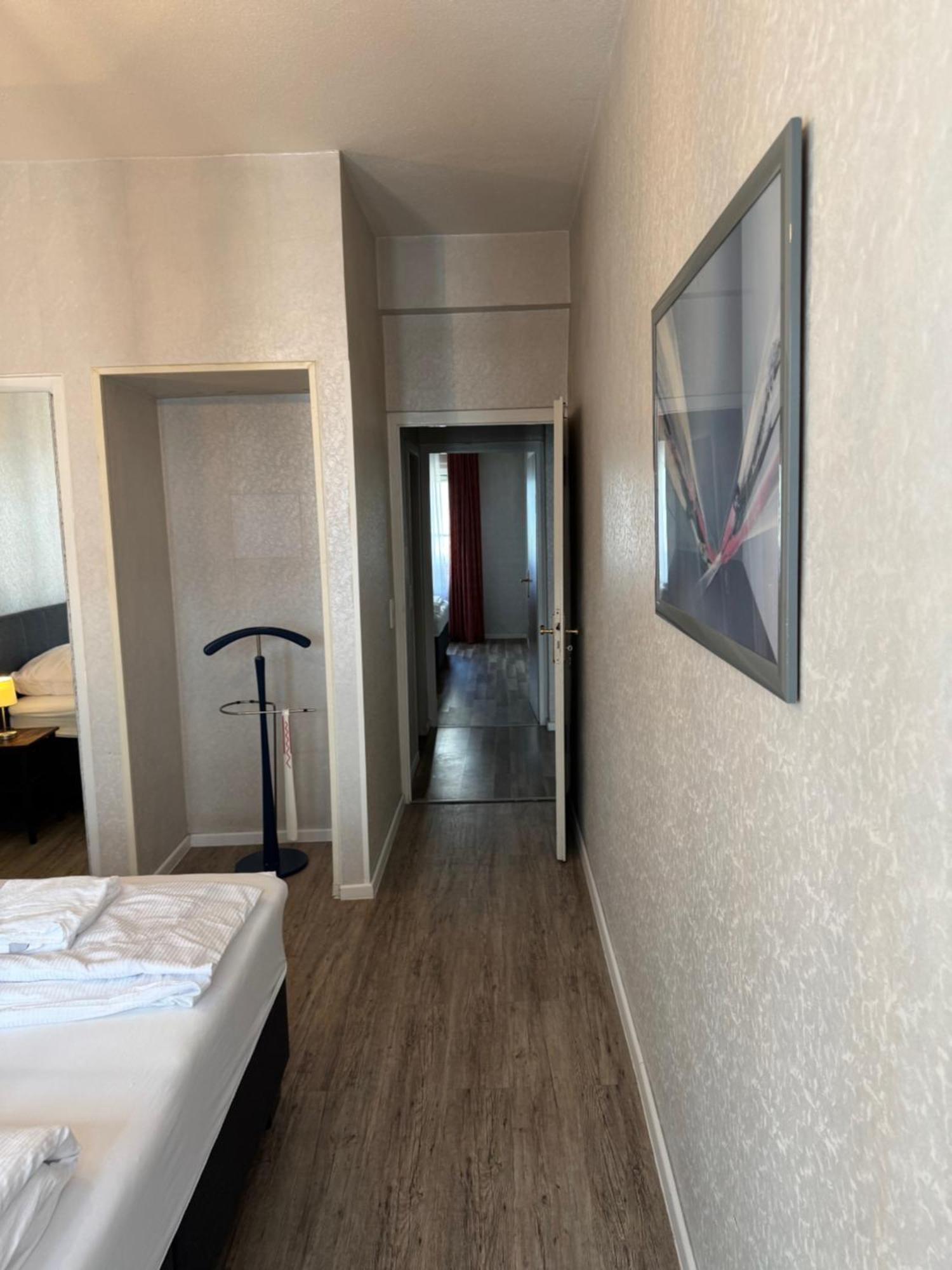 50 Qm Zentral In Domnaehe Köln